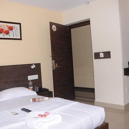 צ'נאי Hotel Orangeinn Omr Perungudi מראה חיצוני תמונה