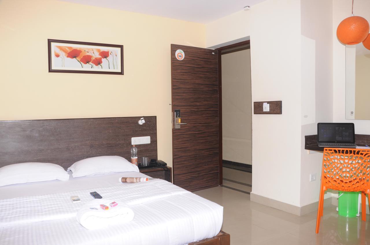 צ'נאי Hotel Orangeinn Omr Perungudi מראה חיצוני תמונה